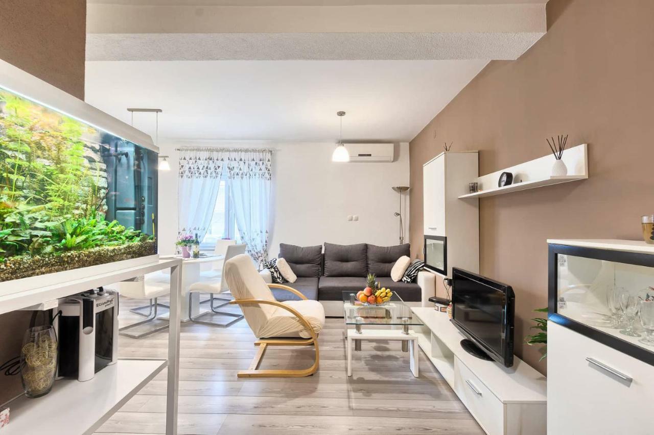 Mario'S Place Pula Zewnętrze zdjęcie